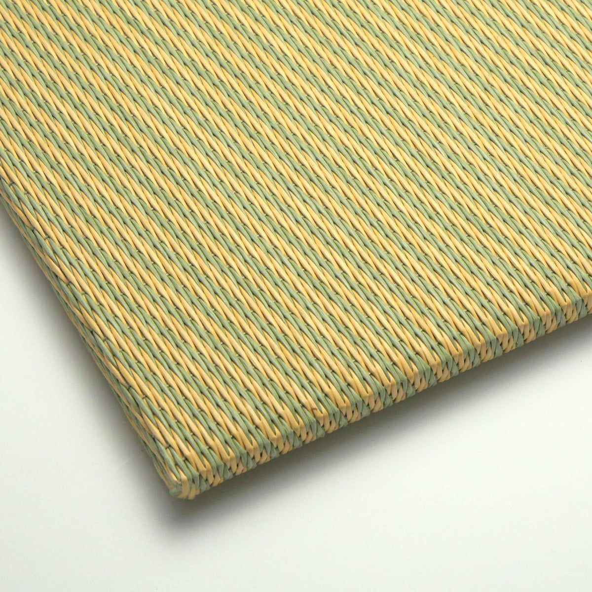 美草(MIGUSA) 校倉-交色 82cm×82cm×15mm 置き畳 | 琉球畳どっとこむ